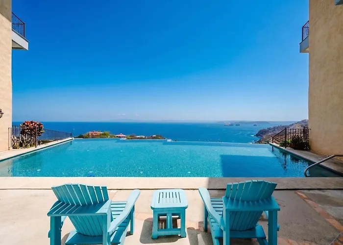 Casa de férias Ocean & Mountain Views Pool In